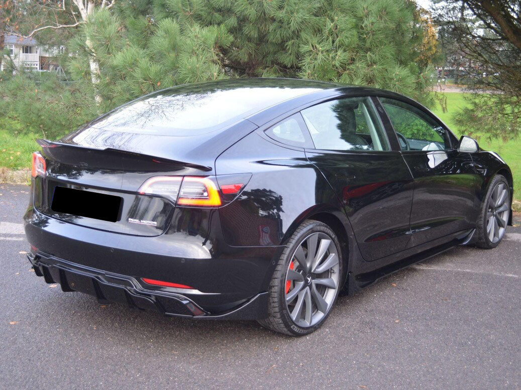 Model 3: Gloss Black Body Kit 17-23