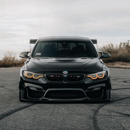 BMW M4 F82 F83 Grill with M4 Badge Carbon Fibre – Carbon Accents