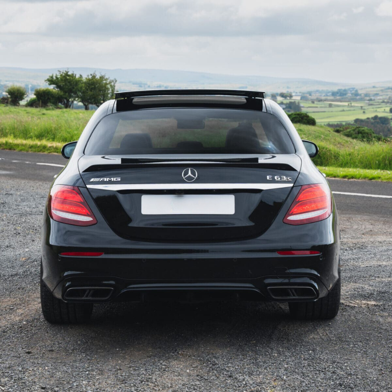 E Class - W213 Saloon: Black Rear Diffuser 16-20