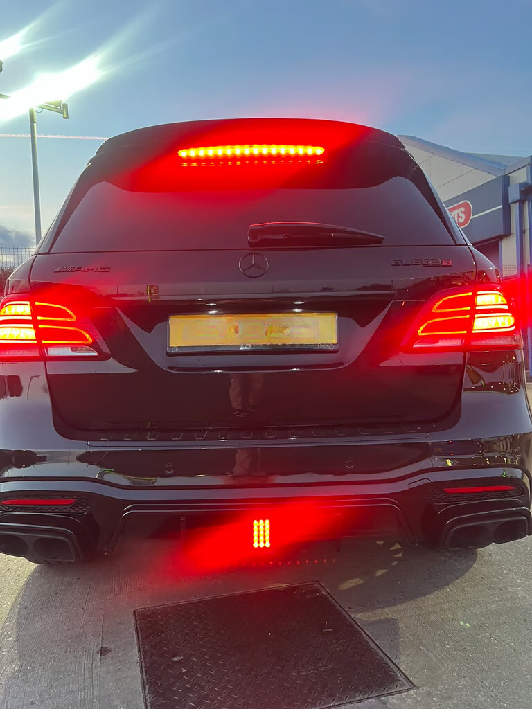 GLE - W166: Gloss Black LED Rear Diffuser 15-18