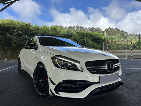 A Class - W176 Facelift: Gloss Black Front Canards 16-18