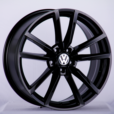 VW Golf - Gloss Black Pretoria Style Alloy Wheels