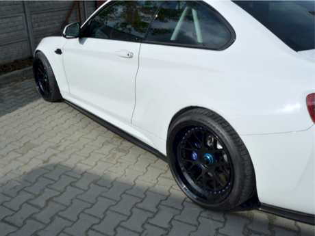 M2 - F87: Gloss Black Maxton Side Skirts 16-20