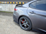 Giulia - Veloce: Gloss Black Maxton Rear Side Splitters 15-19