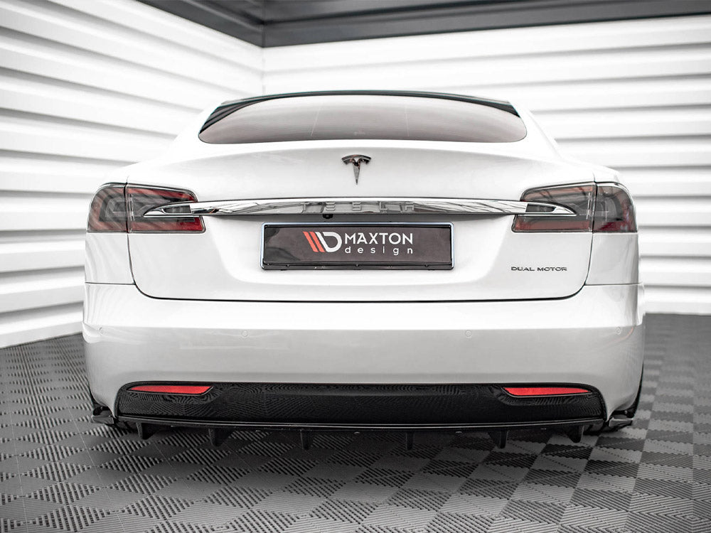 Model S: Gloss Black Maxton Rear Diffuser 16-20