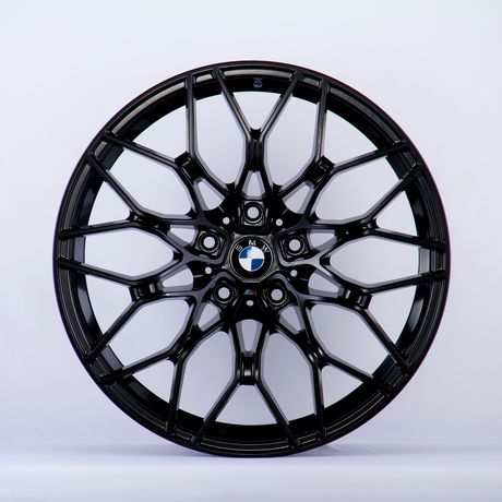 1 Series - F40: 18" Gloss Black 1000M Style Alloy Wheels 20-24