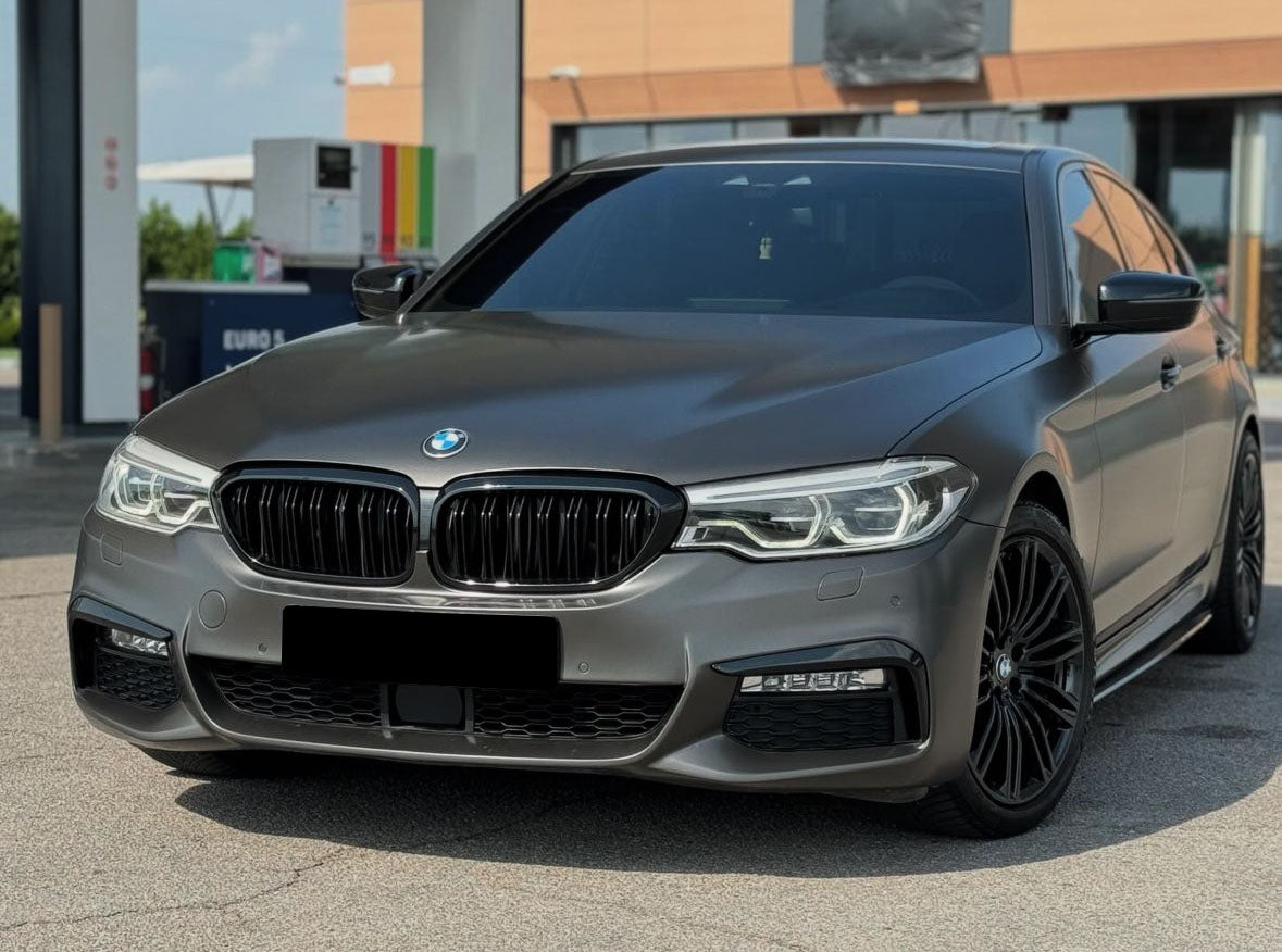 5 Series - G30/G31 Pre-Facelift: Gloss Black Double Slat Grill 17-20