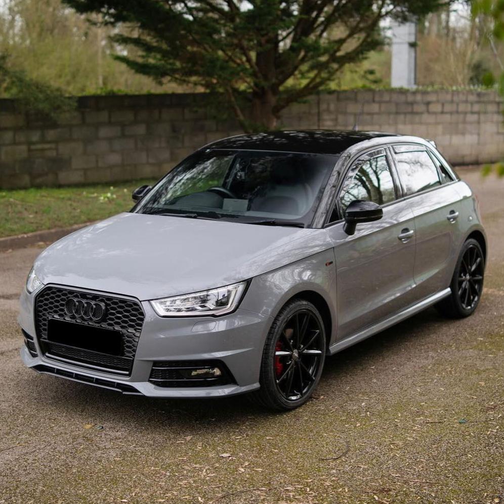 A1 - Facelift: Gloss Black RS Honeycomb Quattro Front Grill 15-18